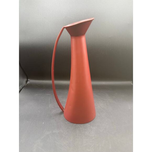 Threshold Red Metal Vase – great condition - Picture 5 of 7